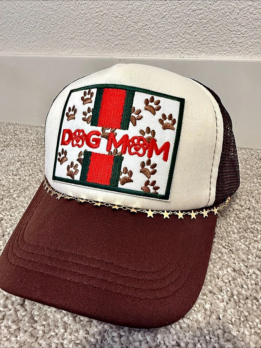 Dog Mom Brown & White Trucker Hat NWT